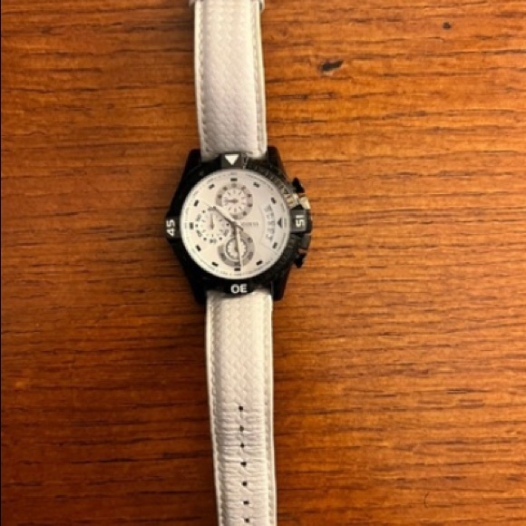Guess Watch - Picture 1 of 2